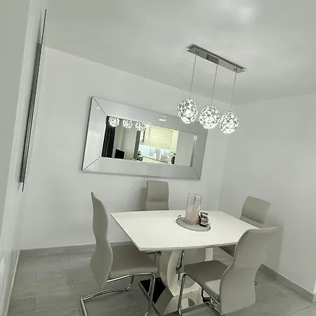 Apartment Iki Pearl Cristianos