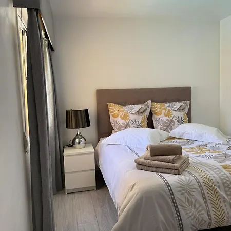 Apartment Iki Pearl Cristianos *